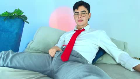 Snapshot of camilo_xcam chatting on November 7, 2025, 9:04 pm CAMILO online show from November 7, 2025, 9:04 pm