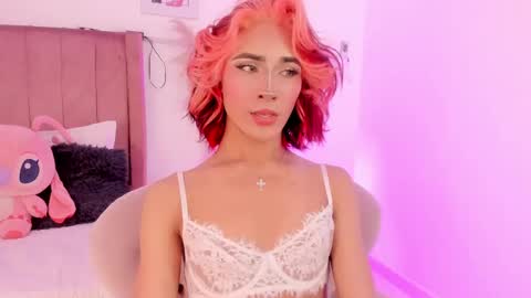 CamiloDoumit online show from October 12, 2025, 4:39 pm