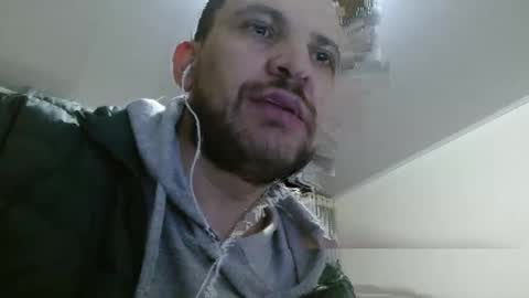 Snapshot of camiloking17 chatting on January 24, 2025, 7:19 am camilo online show from January 24, 2025, 7:19 am