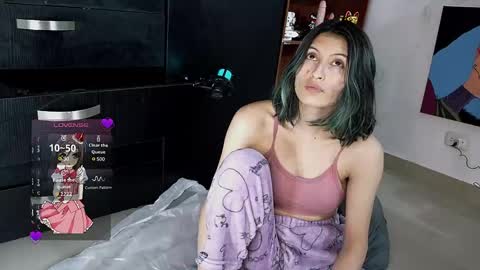 Cami  online show from April 3, 2026, 2:31 am
