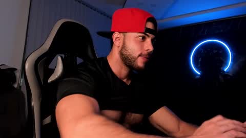 Camilo Watson online show from February 25, 2025, 1:30 am