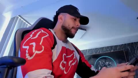 Camilo Watson online show from December 14, 2025, 4:34 pm