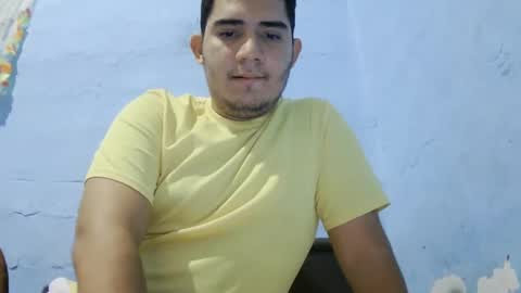 Snapshot of camilowhite_ chatting on November 7, 2025, 5:02 pm Camilowhite online show from November 7, 2025, 5:02 pm