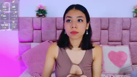 Snapshot of camiluxe chatting on November 8, 2025, 1:00 pm camiluxe online show from November 8, 2025, 1:00 pm