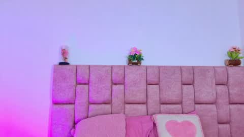 Snapshot of camiluxe chatting on November 27, 2025, 12:51 pm camiluxe online show from November 27, 2025, 12:51 pm