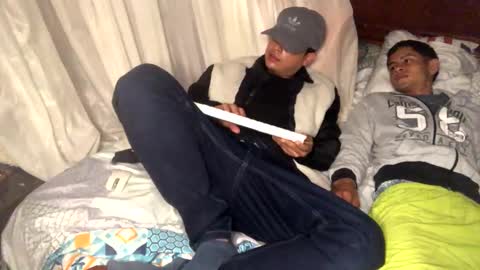 camivaron online show from January 9, 2025, 11:13 pm