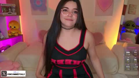   Lets reach 200 thumbs up  online show from November 14, 2025, 4:38 pm