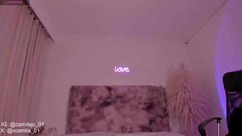 Laura Camila online show from January 6, 2025, 2:26 am