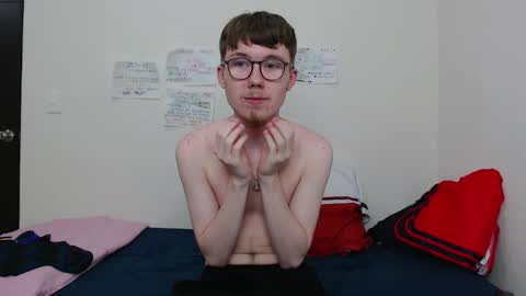 Snapshot of cammykev chatting on September 14, 2025, 8:02 am online show from September 14, 2025, 8:02 am