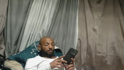 camopiel online show from March 28, 2026, 12:21 am