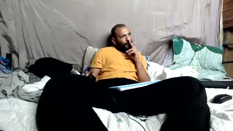camopiel online show from August 3, 2026, 5:16 pm
