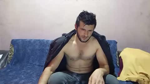 Snapshot of camshow22cm chatting on January 13, 2026, 7:52 pm FREMAN online show from January 13, 2026, 7:52 pm