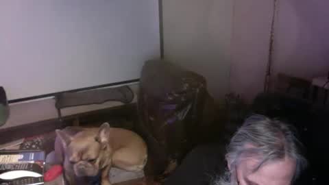 Snapshot of canaken chatting on March 6, 2026, 9:28 am canaken online show from March 6, 2026, 9:28 am