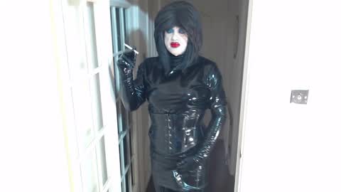 Snapshot of candi_smokes chatting on December 13, 2024, 7:21 pm candi smokes online show from December 13, 2024, 7:21 pm