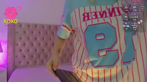 Candie  online show from January 19, 2026, 11:25 am