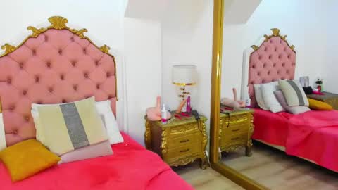 Snapshot of candy5girl chatting on March 11, 2025, 10:31 pm Candy online show from March 11, 2025, 10:31 pm