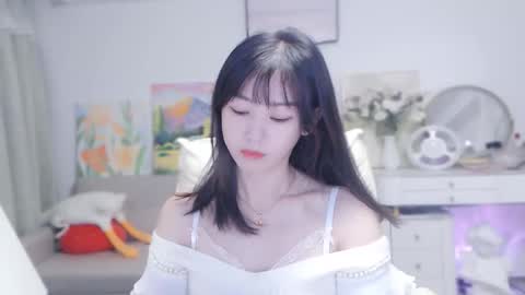 candy8998 online show from November 27, 2025, 11:40 pm