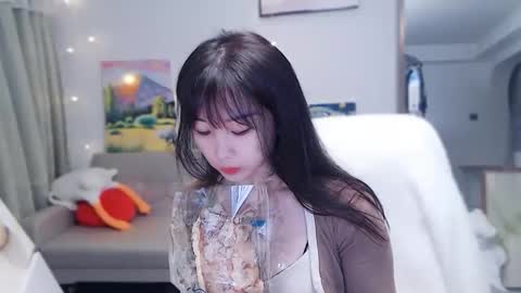 candy8998 online show from February 10, 2026, 9:19 pm