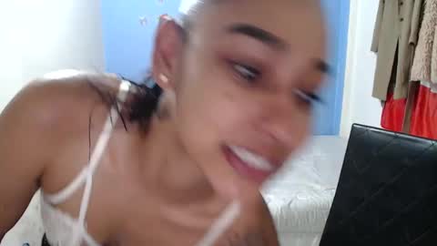 Snapshot of candy_abie chatting on October 6, 2025, 3:09 pm candy_abie online show from October 6, 2025, 3:09 pm