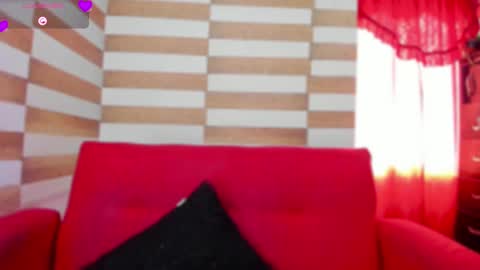 Candy  Brown online show from January 15, 2025, 6:40 pm