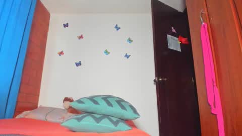 Candy  Brown online show from April 14, 2026, 11:49 am