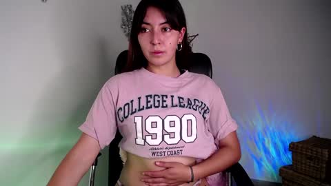 Snapshot of candy_canee chatting on January 17, 2025, 5:51 pm   online show from January 17, 2025, 5:51 pm