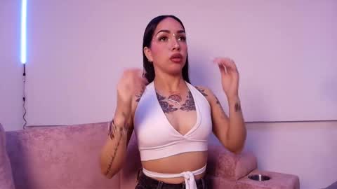 candy_dim online show from December 17, 2025, 5:24 am