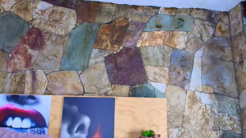 Snapshot of candy_feett chatting on January 15, 2026, 8:45 pm Jolie online show from January 15, 2026, 8:45 pm