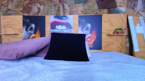 Snapshot of candy_feett chatting on January 16, 2026, 8:24 pm Jolie online show from January 16, 2026, 8:24 pm