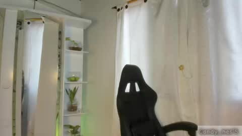 Snapshot of candy_hes chatting on September 11, 2025, 8:09 pm Nickol online show from September 11, 2025, 8:09 pm