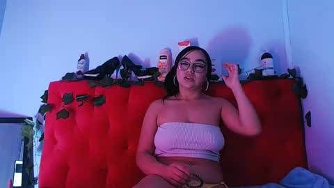 candy_hotlx online show from February 5, 2025, 8:46 pm