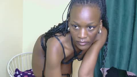 Snapshot of candy_novah chatting on June 27, 2026, 12:04 am NOVAH online show from June 27, 2026, 12:04 am