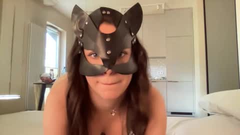 candy online show from May 15, 2026, 4:25 pm