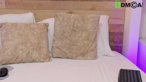 Snapshot of candy_summer28_ chatting on October 17, 2025, 11:07 pm CANDY online show from October 17, 2025, 11:07 pm