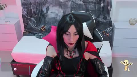 Snapshot of candy_summer28_ chatting on October 31, 2025, 7:59 pm CANDY online show from October 31, 2025, 7:59 pm