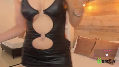 Snapshot of candy_summer28_ chatting on November 25, 2025, 8:09 pm CANDY online show from November 25, 2025, 8:09 pm