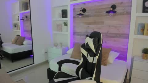 Snapshot of candy_summer28_ chatting on January 6, 2026, 12:09 pm CANDY online show from January 6, 2026, 12:09 pm