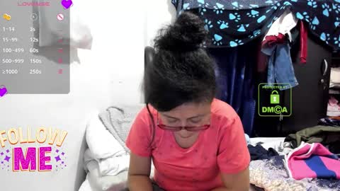 candy_val online show from October 4, 2025, 6:33 am