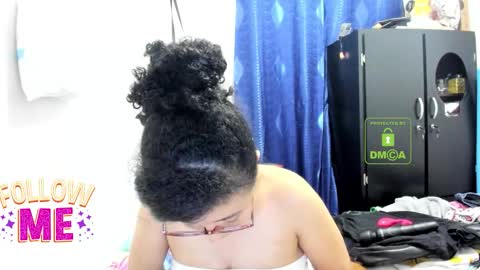 candy_val online show from December 1, 2025, 6:40 am