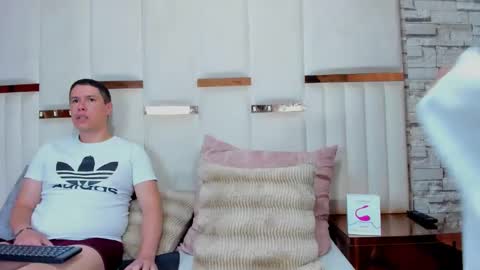 candyandsteven online show from January 15, 2026, 3:11 am