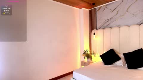 candyclair01 online show from December 3, 2025, 7:56 pm