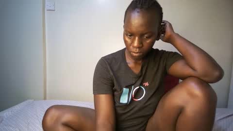 candycurly_ online show from October 26, 2025, 2:28 am