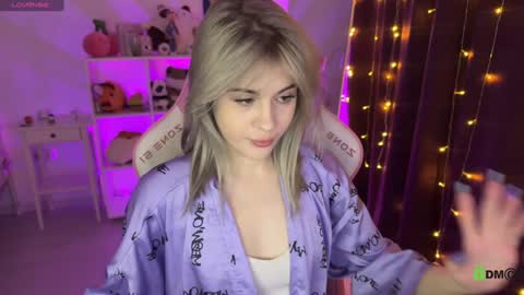 Snapshot of candyhannah chatting on January 31, 2025, 6:14 pm You can call me HH online show from January 31, 2025, 6:14 pm