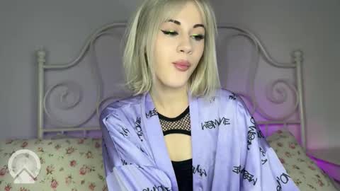 Snapshot of candyhannah chatting on September 24, 2025, 5:27 pm You can call me HH online show from September 24, 2025, 5:27 pm