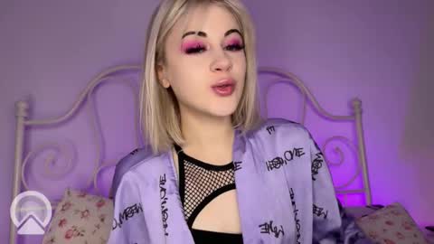 Snapshot of candyhannah chatting on October 11, 2025, 2:04 pm You can call me HH online show from October 11, 2025, 2:04 pm