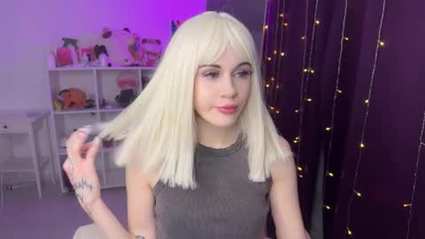 Snapshot of candyhannah chatting on October 26, 2025, 6:47 pm You can call me HH online show from October 26, 2025, 6:47 pm
