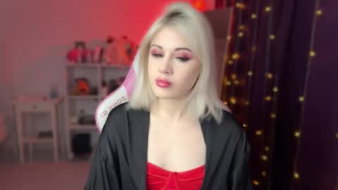 Snapshot of candyhannah chatting on October 31, 2025, 6:20 pm You can call me HH online show from October 31, 2025, 6:20 pm