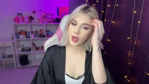 Snapshot of candyhannah chatting on November 6, 2025, 5:58 pm You can call me HH online show from November 6, 2025, 5:58 pm