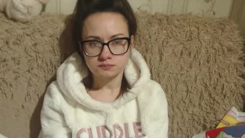 Snapshot of candylady136 chatting on February 14, 2025, 12:57 pm say meow and send tip online show from February 14, 2025, 12:57 pm