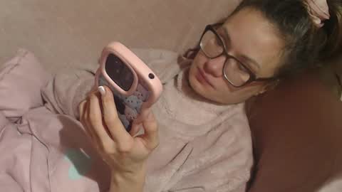 say meow and send tip  online show from January 18, 2026, 3:10 am